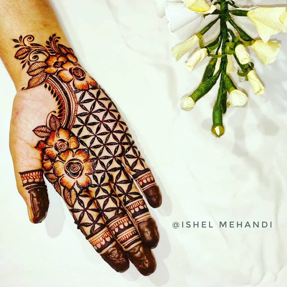Front Hand Mehndi Designs - Arabic Mehndi Designs