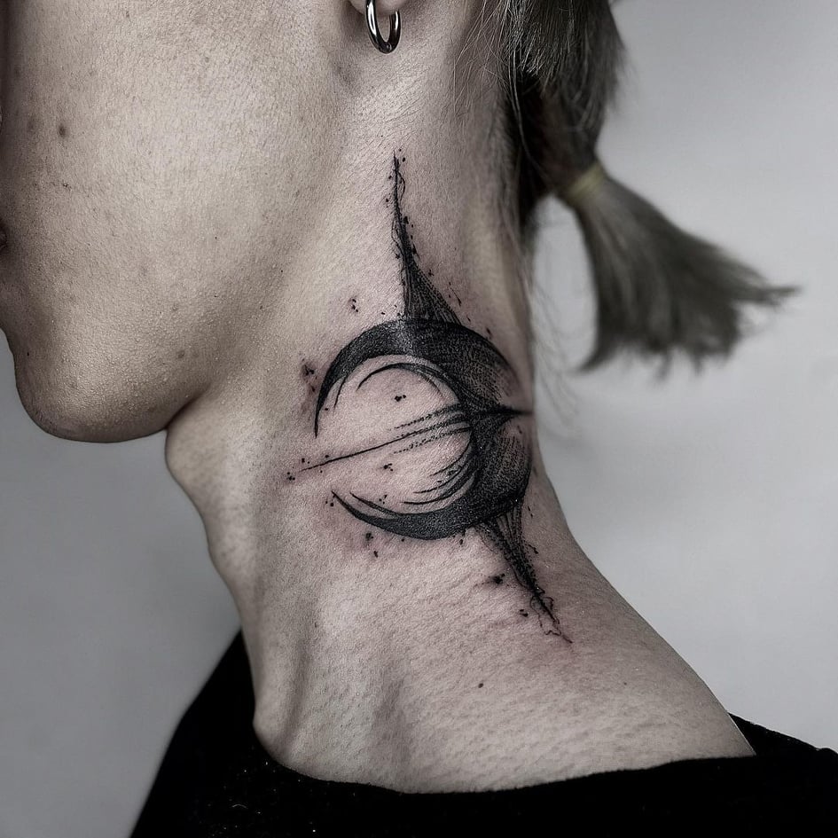 Neck tattoo_triangle tattoo | Neck tattoo, Triangle tattoos, Tattoos
