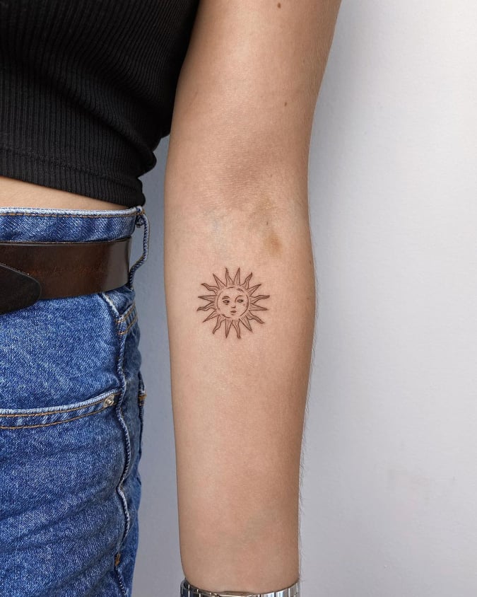 20+ Sun Tattoo Designs Ideas That Will Make You Shine - Tikli