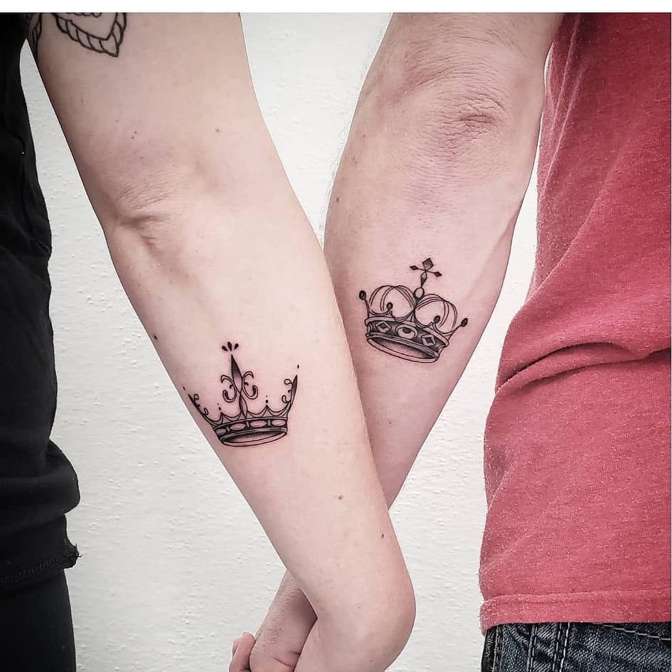 Discover 82 king crown tattoos for men super hot  thtantai2