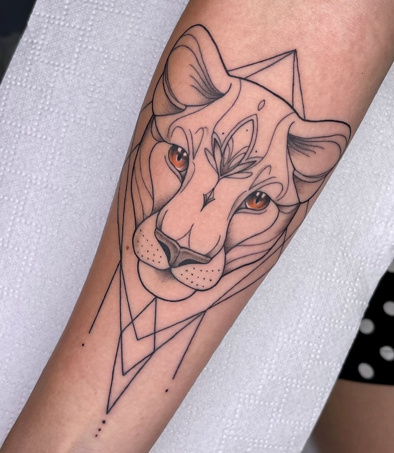 Top 91 Lioness Tattoo Ideas [2022 Inspiration Guide] - Next Luxury | Lioness  tattoo, Lioness tattoo design, Lion shoulder tattoo