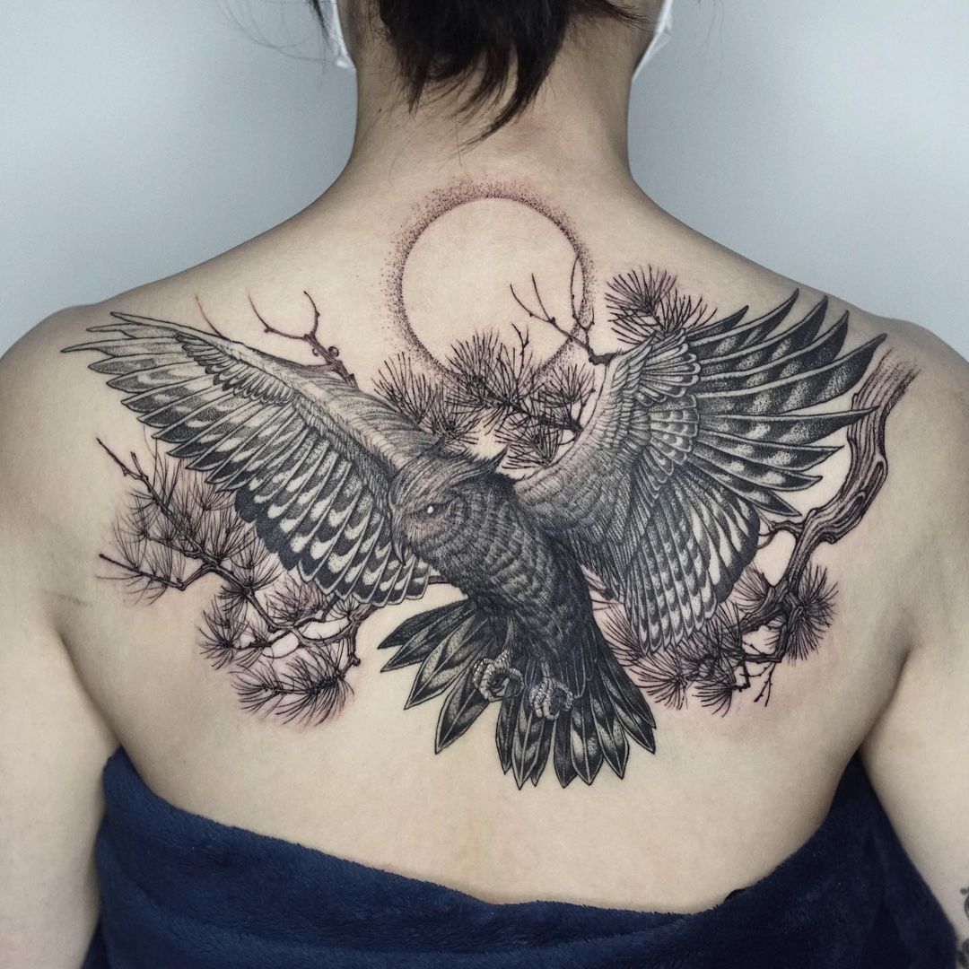 12 Stylsih Bird Tattoo Designs on Back  Pretty Designs