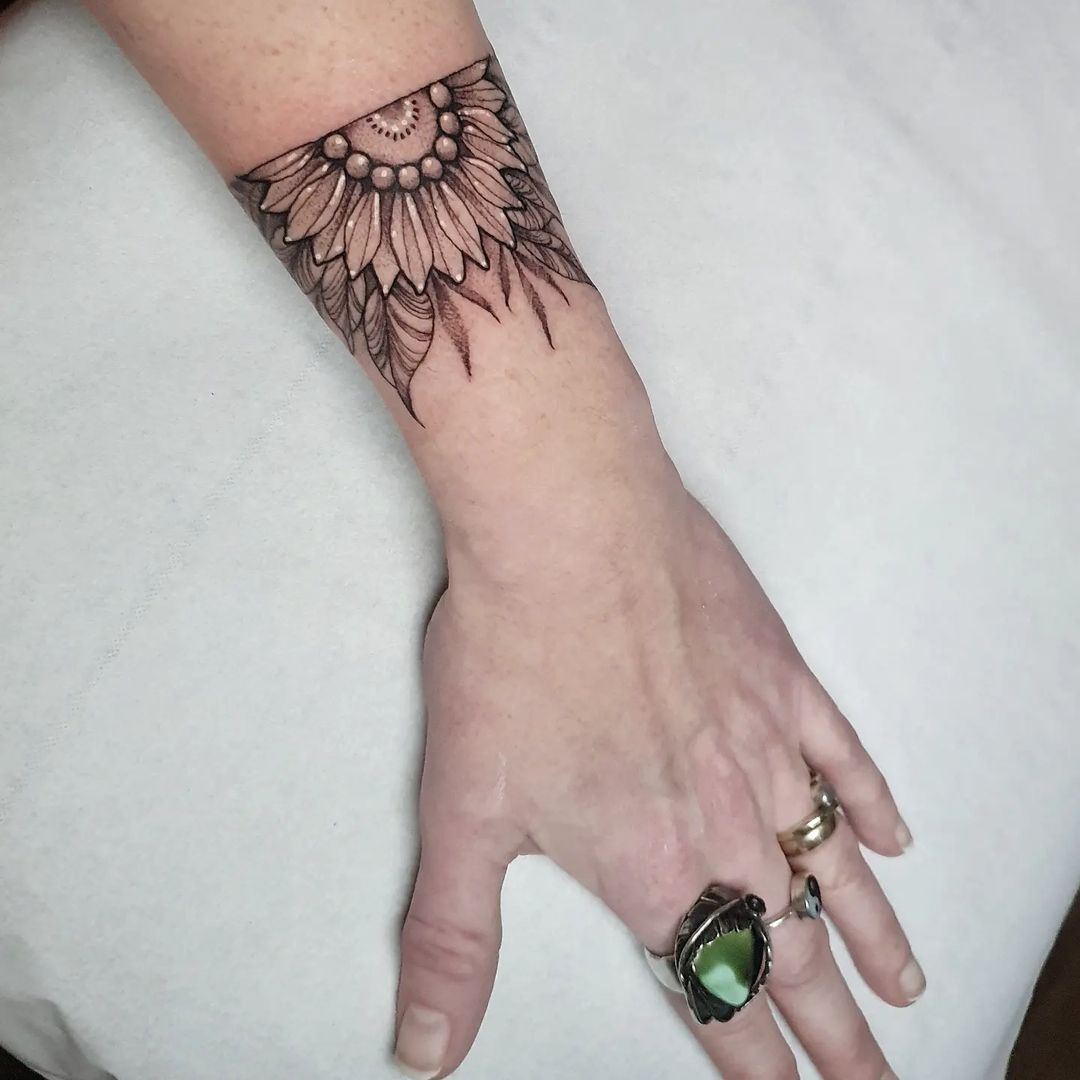 46 Amusing Arm Band Tattoos On Wrist  Tattoo Designs  TattoosBagcom