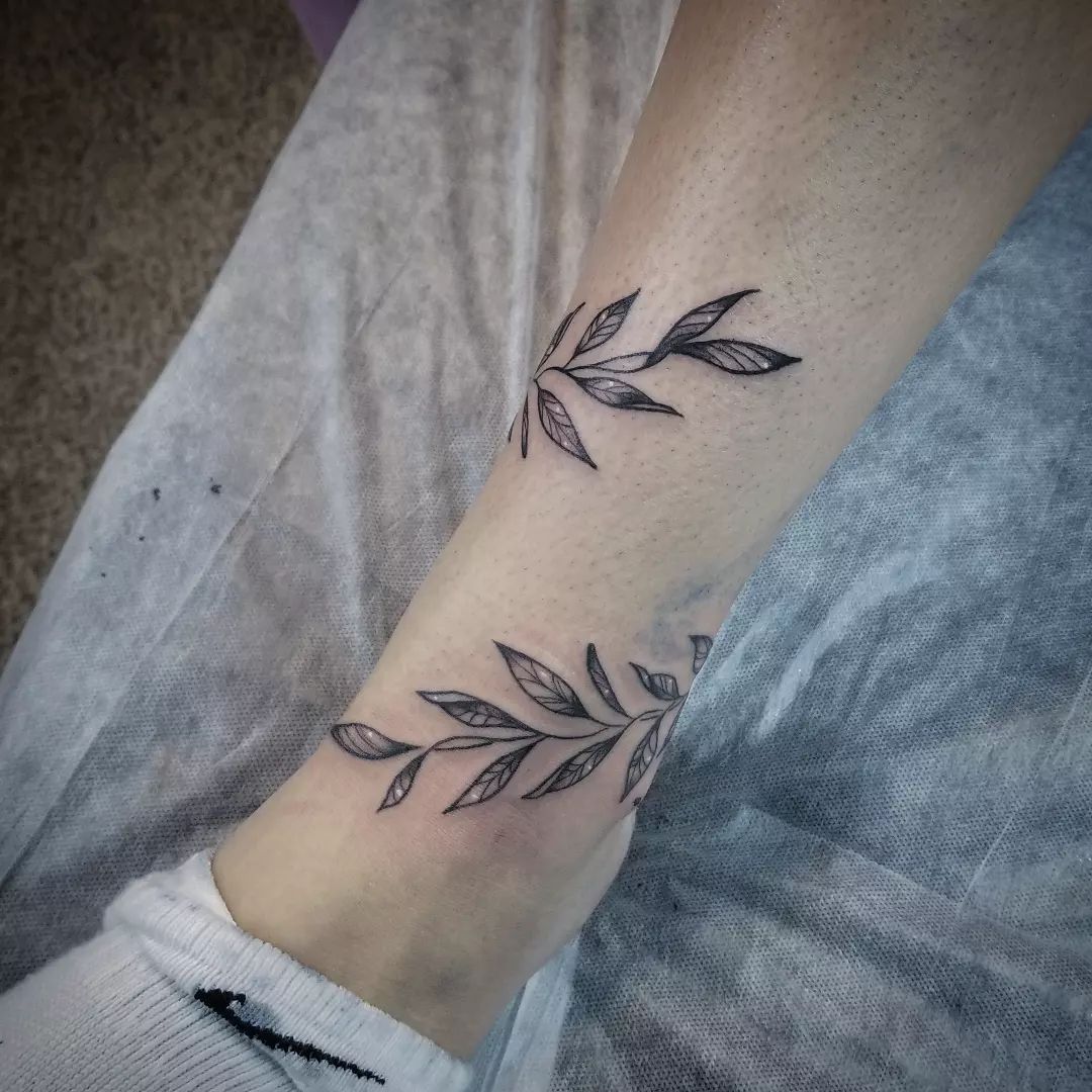 20+ Front Ankle Tattoos