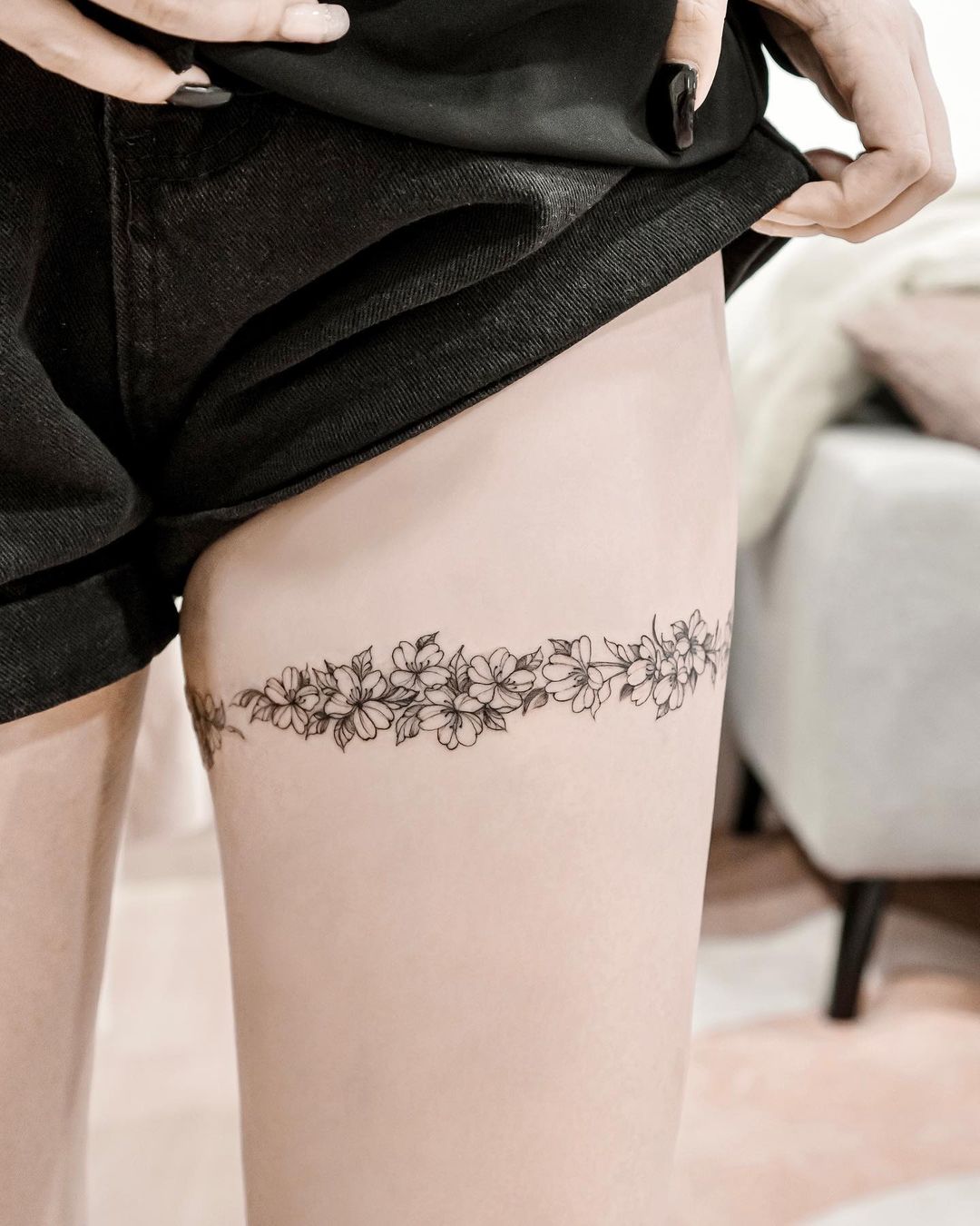 40 Sexy Thigh Tattoos For Women You Will Fall In Love